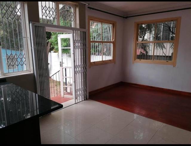 2 BEDROOM HOUSE TO LET IN GLENWOOD
